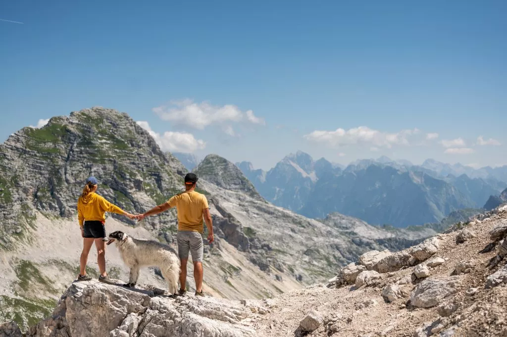 Admirer les vues depuis les sommets des Alpes juliennes
